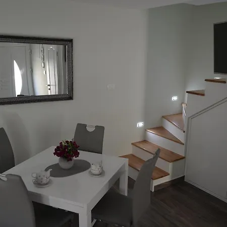 Apartment Ana Arbanasi Zadar Exterior photo